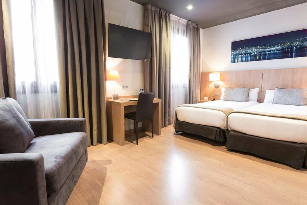 Hotel Arc La Rambla Barcellona